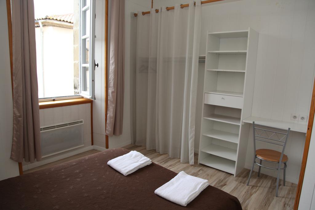 Cafe De France Bed & Breakfast Eauze Стая снимка